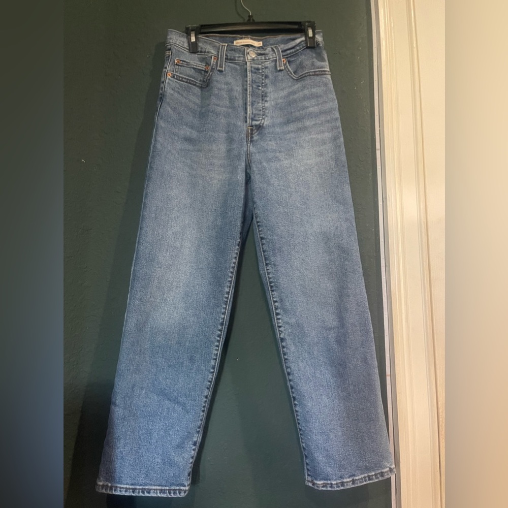 Levis ribcage jeans